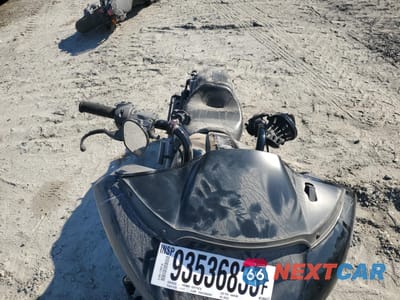 Piąte zdjęcie samochodu w środku: 2022 HARLEY-DAVIDSON FLTRXST VIN:1HD1ACL19NB669224 - miniatura