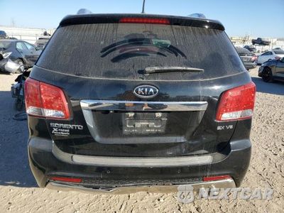 Zdjęcie 6 z 13 samochodu: 2013 KIA SORENTO SX VIN:5XYKW4A21DG333533 - miniatura