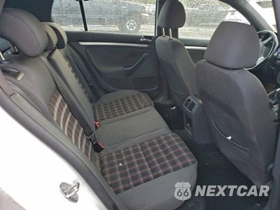 Zdjęcie 10 z 12 samochodu: 2008 VOLKSWAGEN GTI VIN:WVWHV71K68W245472 - miniatura