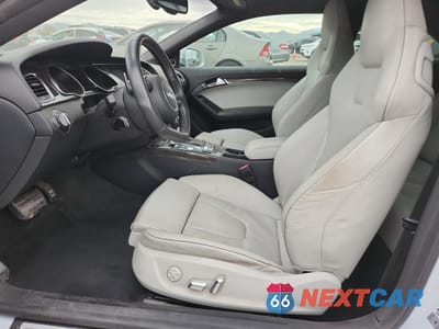 Zdjęcie 7 z 14 samochodu: 2013 AUDI RS5 VIN:WUAC6AFR4DA902306 - miniatura