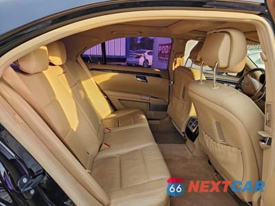 Zdjęcie 10 z 12 samochodu: 2013 MERCEDES-BENZ S 550 VIN:WDDNG7DB1DA493506 - miniatura