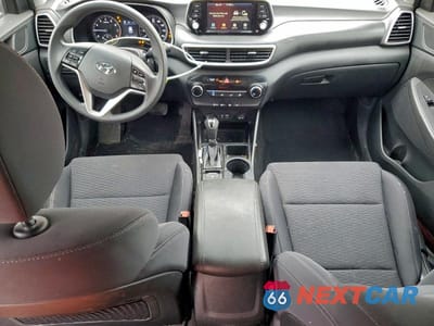 Zdjęcie 8 z 12 samochodu: 2021 HYUNDAI TUCSON SE VIN:KM8J2CA49MU331722 - miniatura