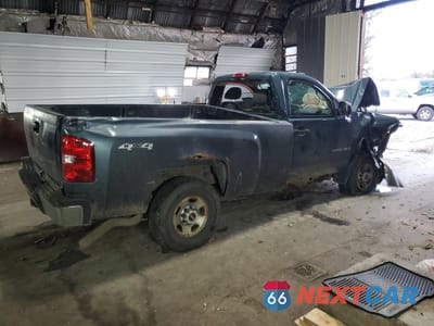 Trzecie zdjęcie samochodu z tyłu: 2009 GMC SIERRA K25 VIN:1GTHK44K59E124913 - miniatura