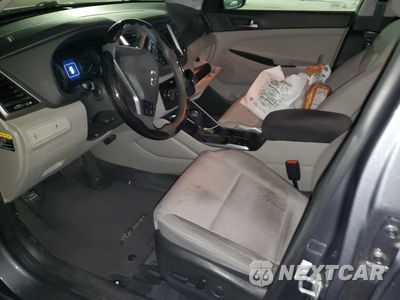 Zdjęcie 7 z 13 samochodu: 2017 HYUNDAI TUCSON LIMITED VIN:KM8J33A49HU562722 - miniatura