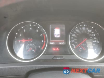 Zdjęcie 9 z 15 samochodu: 2017 VOLKSWAGEN GTI SPORT VIN:3VW547AU1HM014323 - miniatura