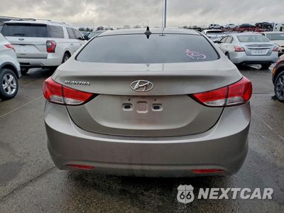 Zdjęcie 6 z 12 samochodu: 2013 HYUNDAI ELANTRA GLS VIN:5NPDH4AE1DH303907 - miniatura