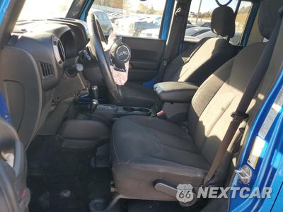 Zdjęcie 7 z 15 samochodu: 2016 JEEP WRANGLER UNLIMITED SPORT VIN:1C4BJWDG7GL238307 - miniatura