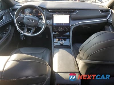 Zdjęcie 8 z 12 samochodu: 2025 JEEP GRAND CHEROKEE L LIMITED VIN:1C4RJKBG5S8685997 - miniatura