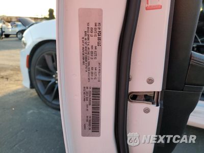 Zdjęcie 12 z 14 samochodu: 2019 DODGE CHARGER SCAT PACK VIN:2C3CDXGJ7KH552896 - miniatura