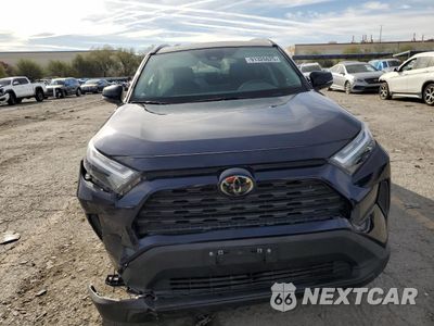 Piąte zdjęcie samochodu w środku: 2024 TOYOTA RAV4 XLE VIN:2T3W1RFV6RW333679 - miniatura