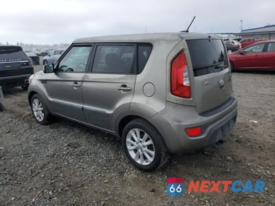 Drugie zdjęcie samochodu z przodu: 2012 KIA SOUL + VIN:KNDJT2A66C7476355 - miniatura