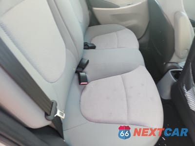 Zdjęcie 10 z 13 samochodu: 2013 HYUNDAI ACCENT VIN:KMHCT4AE9DU376194 - miniatura