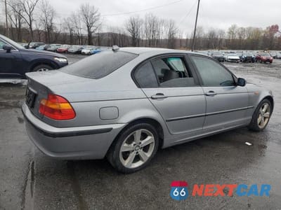 Trzecie zdjęcie samochodu z tyłu: 2004 BMW 325 XI VIN:WBAEU33444PF62796 - miniatura