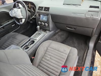 Zdjęcie 8 z 12 samochodu: 2012 DODGE CHALLENGER SXT VIN:AL14AN01200052019 - miniatura
