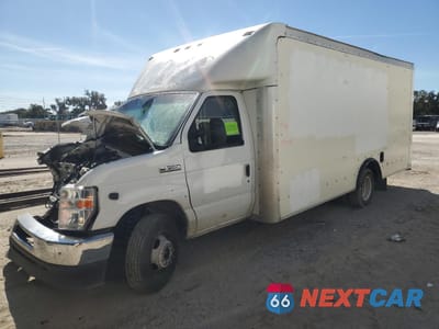 2021 FORD E350 DELIVERY TRUCK 1FDWE3FK0MDC04734 - główne zdjęcie licytacji z USA - miniatura