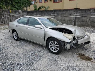 Czwarte zdjęcie samochodu z boku: 2004 LEXUS ES 330 VIN:JTHBA30G445021915 - miniatura