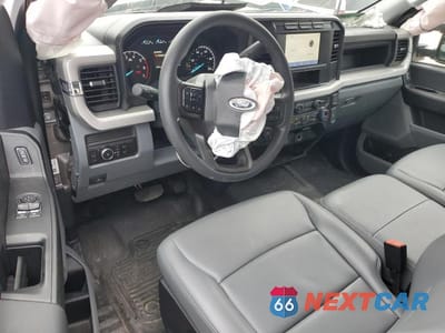 Zdjęcie 8 z 13 samochodu: 2024 FORD F250 SUPER DUTY UTILITY / SERVICE TRUCK VIN:1FTBF2BA3RED79634 - miniatura