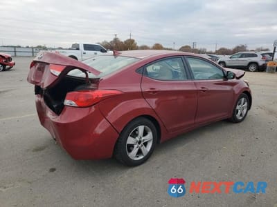 Trzecie zdjęcie samochodu z tyłu: 2011 HYUNDAI ELANTRA GLS VIN:KMHDH4AE1BU155692 - miniatura