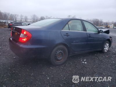 Trzecie zdjęcie samochodu z tyłu: 2002 TOYOTA CAMRY LE VIN:4T1BE32K92U577692 - miniatura