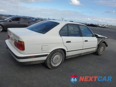 Trzecie zdjęcie samochodu z tyłu: 1991 BMW 525 I AUTOMATIC VIN:WBAHD6310MBJ63298 - miniatura