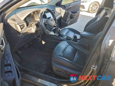Zdjęcie 7 z 12 samochodu: 2019 HYUNDAI IONIQ LIMITED VIN:KMHC05LC6KU137578 - miniatura