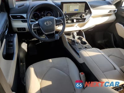 Zdjęcie 8 z 16 samochodu: 2023 TOYOTA HIGHLANDER HYBRID LIMITED VIN:5TDEBRCH3PS114099 - miniatura