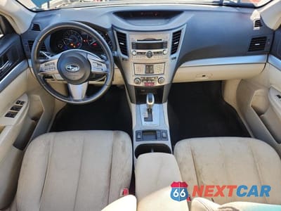 Zdjęcie 8 z 13 samochodu: 2010 SUBARU OUTBACK 2.5I PREMIUM VIN:4S4BRBGC3A3371577 - miniatura