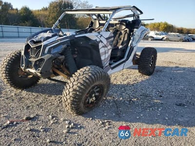 Drugie zdjęcie samochodu z przodu: 2020 CAN-AM MAVERICK X3 UTILITY VEHICLE VIN:3JBVXAV41LK001502 - miniatura