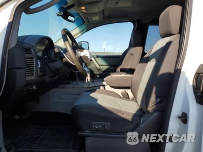 Zdjęcie 7 z 14 samochodu: 2004 NISSAN TITAN XE VIN:1N6AA06B14N554776 - miniatura
