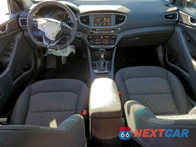Zdjęcie 8 z 15 samochodu: 2019 HYUNDAI IONIQ BLUE VIN:KMHC65LC5KU113612 - miniatura