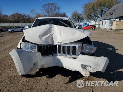 Piąte zdjęcie samochodu w środku: 2011 JEEP GRAND CHEROKEE LIMITED VIN:1J4RR5GG4BC631455 - miniatura