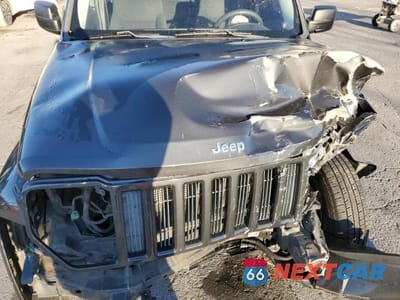Zdjęcie 12 z 14 samochodu: 2011 JEEP LIBERTY SPORT VIN:1J4PN2GK2BW595348 - miniatura