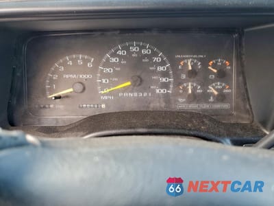 Zdjęcie 9 z 12 samochodu: 1998 CHEVROLET GMT-400 K1500 VIN:2GCEK19R5W1263511 - miniatura