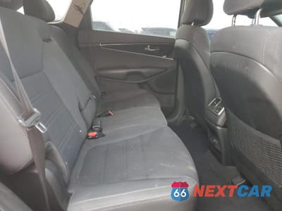 Zdjęcie 11 z 14 samochodu: 2016 KIA SORENTO L VIN:5XYPG4A34GG015034 - miniatura