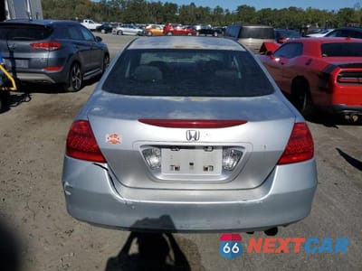 Zdjęcie 6 z 13 samochodu: 2006 HONDA ACCORD EX VIN:1HGCM56776A183842 - miniatura