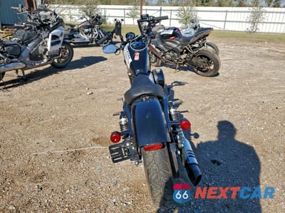 Czwarte zdjęcie samochodu z boku: 2020 HARLEY-DAVIDSON XL1200 X VIN:1HD1LC316LB422301 - miniatura