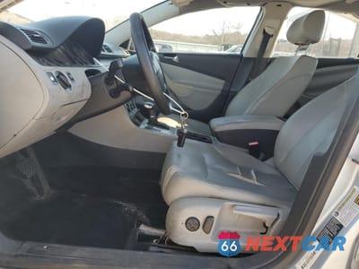 Zdjęcie 7 z 12 samochodu: 2006 VOLKSWAGEN PASSAT 2.0T VIN:WVWAK73C96P099558 - miniatura