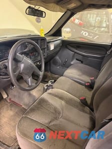 Piąte zdjęcie samochodu w środku: 2006 CHEVROLET SILVERADO C3500 VIN:1GBJC34D56E236508 - miniatura