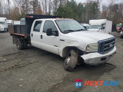 Czwarte zdjęcie samochodu z boku: 2006 FORD F350 SUPER DUTY VIN:1FDWW37P06EB42921 - miniatura