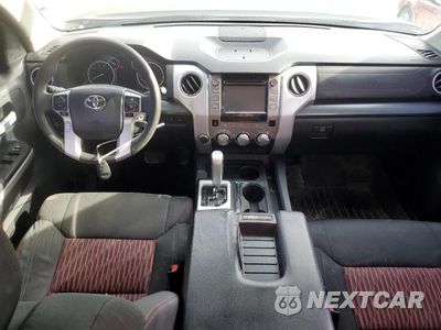 Zdjęcie 8 z 11 samochodu: 2015 TOYOTA TUNDRA VIN:5TFDW5F10FX488346 - miniatura