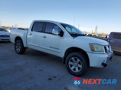 Czwarte zdjęcie samochodu z boku: 2005 NISSAN TITAN XE VIN:1N6AA07B95N543184 - miniatura