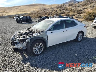 2023 TOYOTA CAMRY LE 4T1C11AK3PU136573 - główne zdjęcie licytacji z USA - miniatura