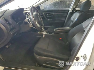 Zdjęcie 7 z 11 samochodu: 2016 NISSAN ALTIMA 2.5 VIN:1N4AL3APXGC160071 - miniatura