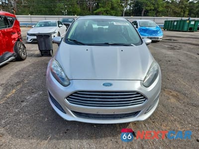 Piąte zdjęcie samochodu w środku: 2015 FORD FIESTA S VIN:3FADP4AJ7FM120627 - miniatura