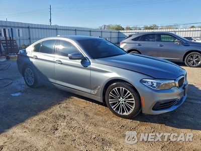 Czwarte zdjęcie samochodu z boku: 2019 BMW 530I XDRIVE SPORT VIN:WBAJA7C55KWW49596 - miniatura