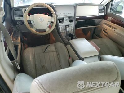 Zdjęcie 8 z 13 samochodu: 2004 LINCOLN AVIATOR VIN:5LMEU88H84ZJ07567 - miniatura