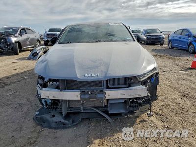 Piąte zdjęcie samochodu w środku: 2022 KIA K5 GT LINE VIN:5XXG64J20NG107186 - miniatura