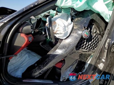 Zdjęcie 7 z 11 samochodu: 2020 ALFA ROMEO GIULIA TI VIN:ZARFAMBN3L7635786 - miniatura