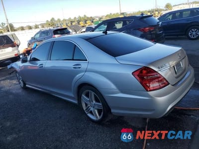 Drugie zdjęcie samochodu z przodu: 2013 MERCEDES-BENZ S 550 4MATIC VIN:WDDNG9EB0DA510516 - miniatura