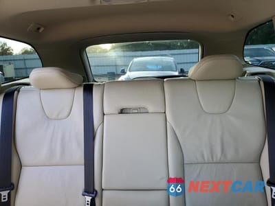 Zdjęcie 10 z 12 samochodu: 2010 VOLVO XC60 VIN:YV4992DZ5A2079377 - miniatura